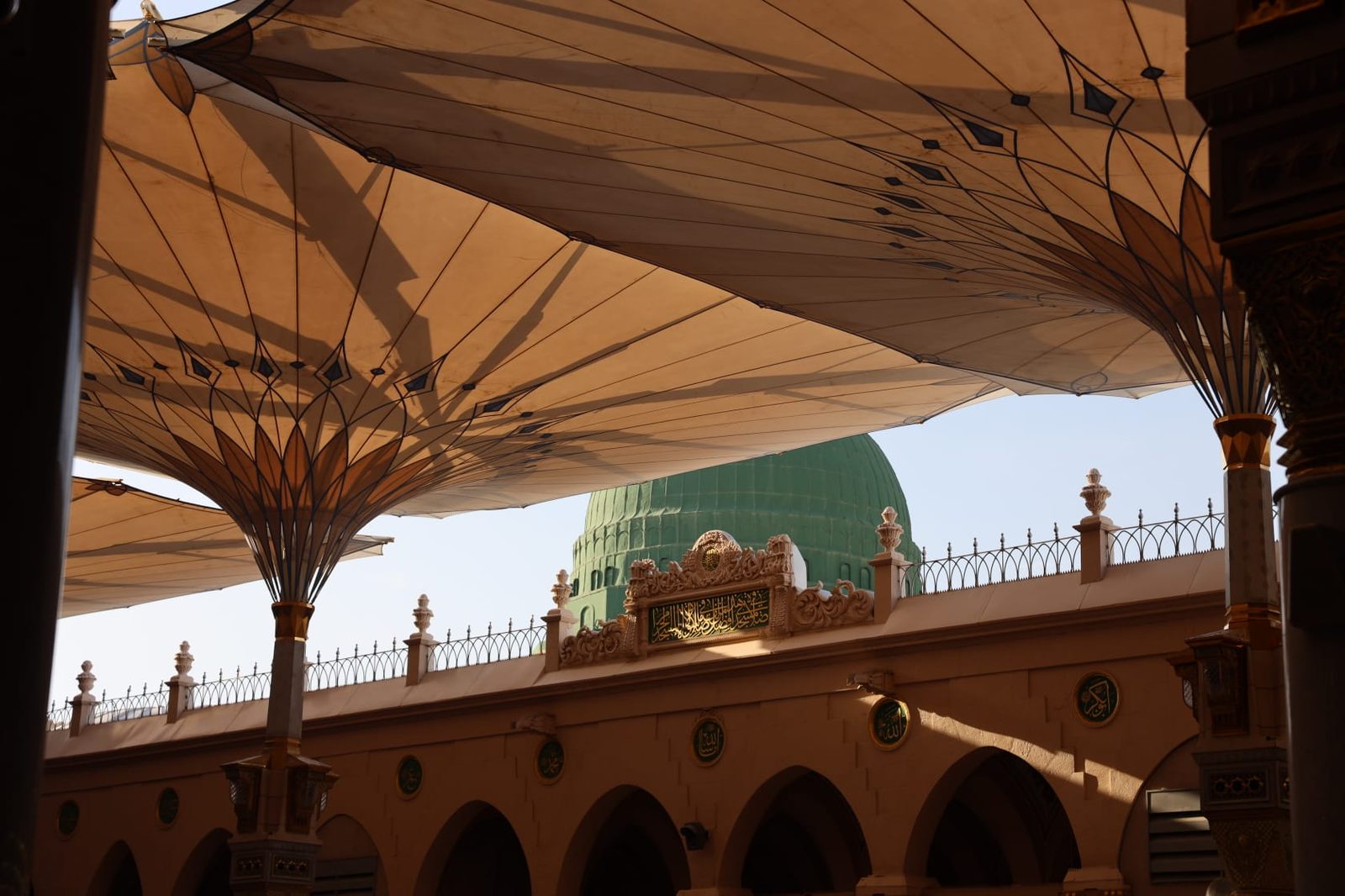 De Groene Koepel boven Masjid an-Nabawi